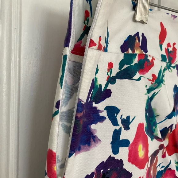 Foxcroft Multi color floral stretch skirt - Picture 3 of 7